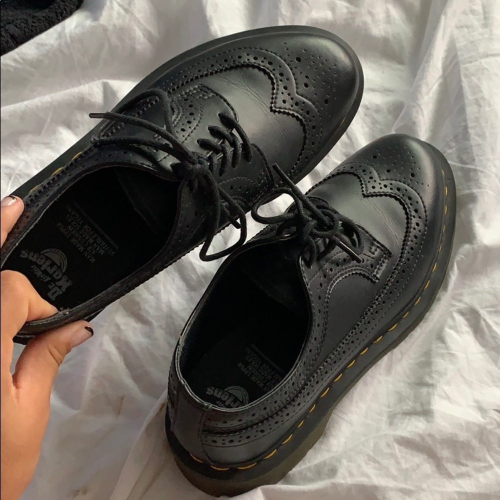 DR. MARTENS